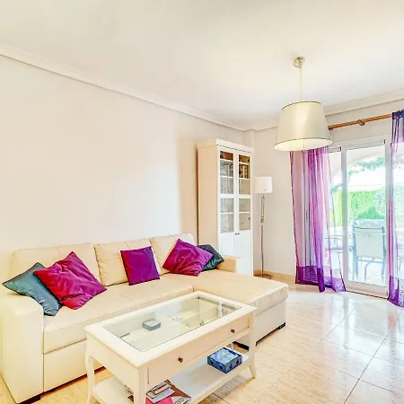 Belvilla By Oyo Lovely Bungalow With Swimming Pool Holiday home