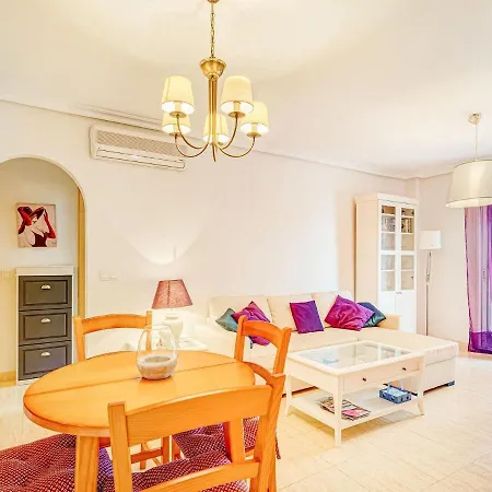 Belvilla By Oyo Lovely Bungalow With Swimming Pool *